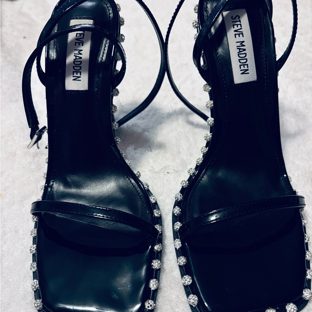 Brand New Sparkly Heels By STEVE MADDEN - Size 6.5 - Heel Height 4.5” - box 74